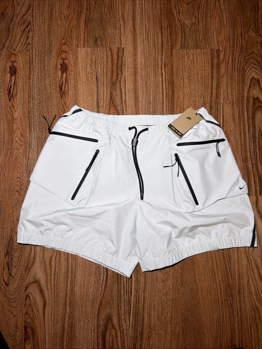 Nike Tech Super Lightweight Shorts Summit Gray Men’s Size Large HJ2946-121 NWT